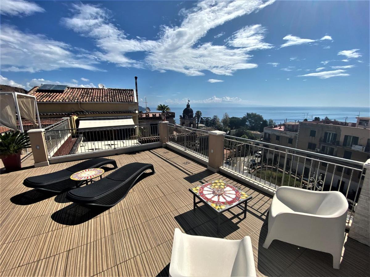 I Due Grifoni Studio Flat Taormina Ngoại thất bức ảnh