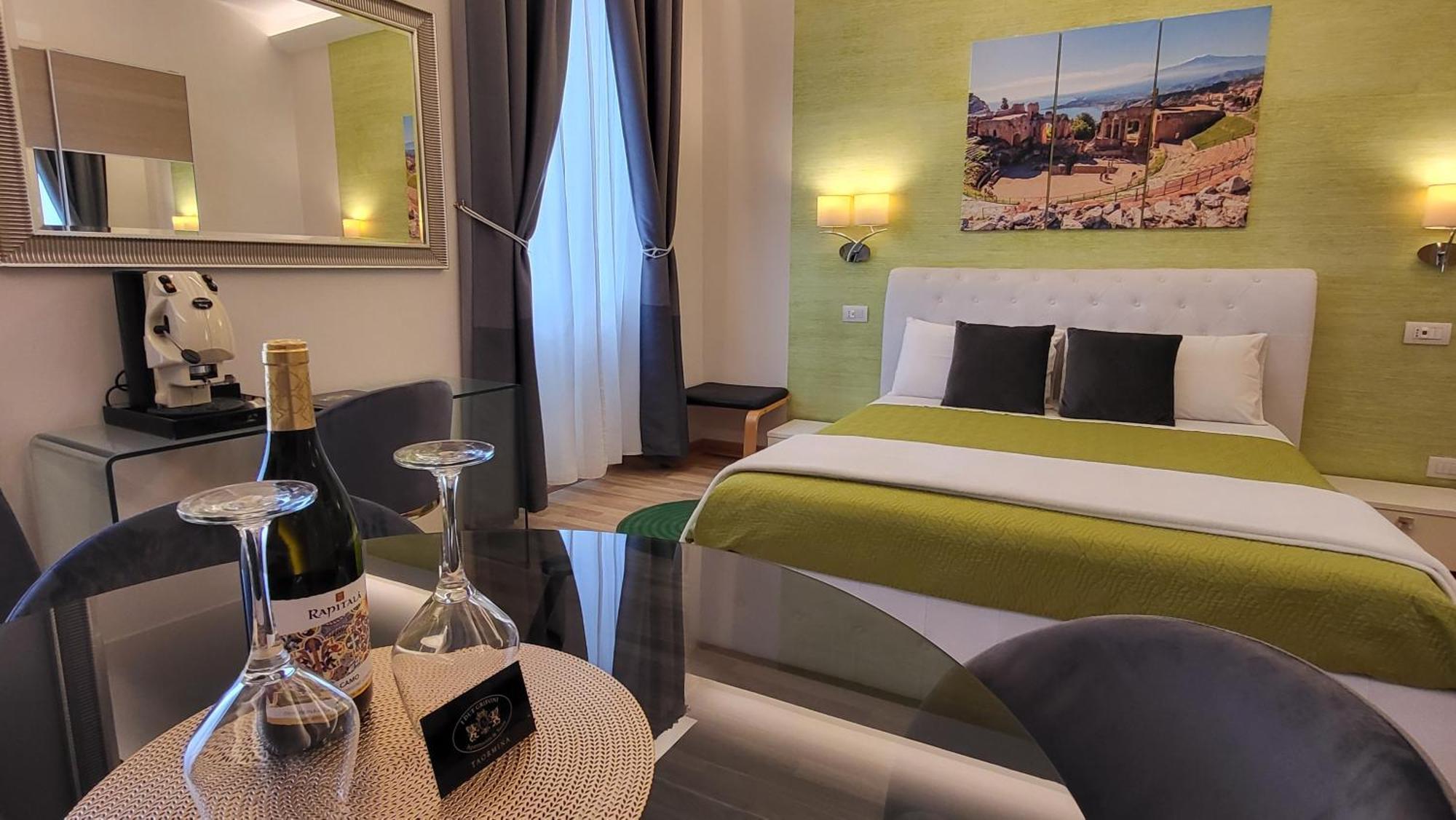 I Due Grifoni Studio Flat Taormina Ngoại thất bức ảnh
