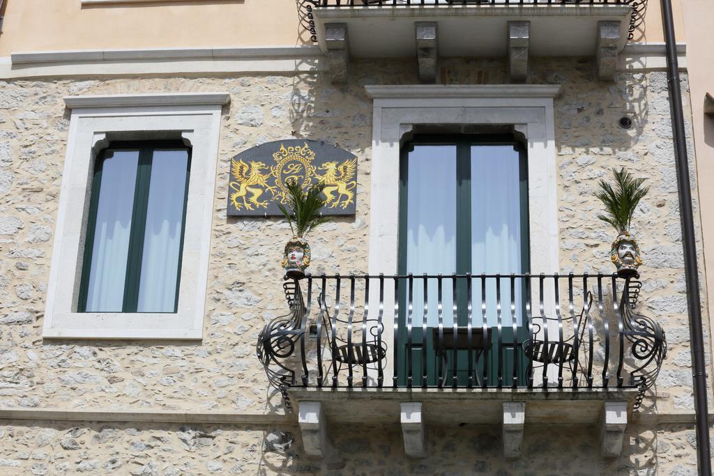 I Due Grifoni Studio Flat Taormina Ngoại thất bức ảnh